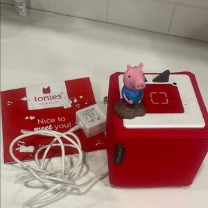Tonies Red Audio Box with Peppa Pig Figure